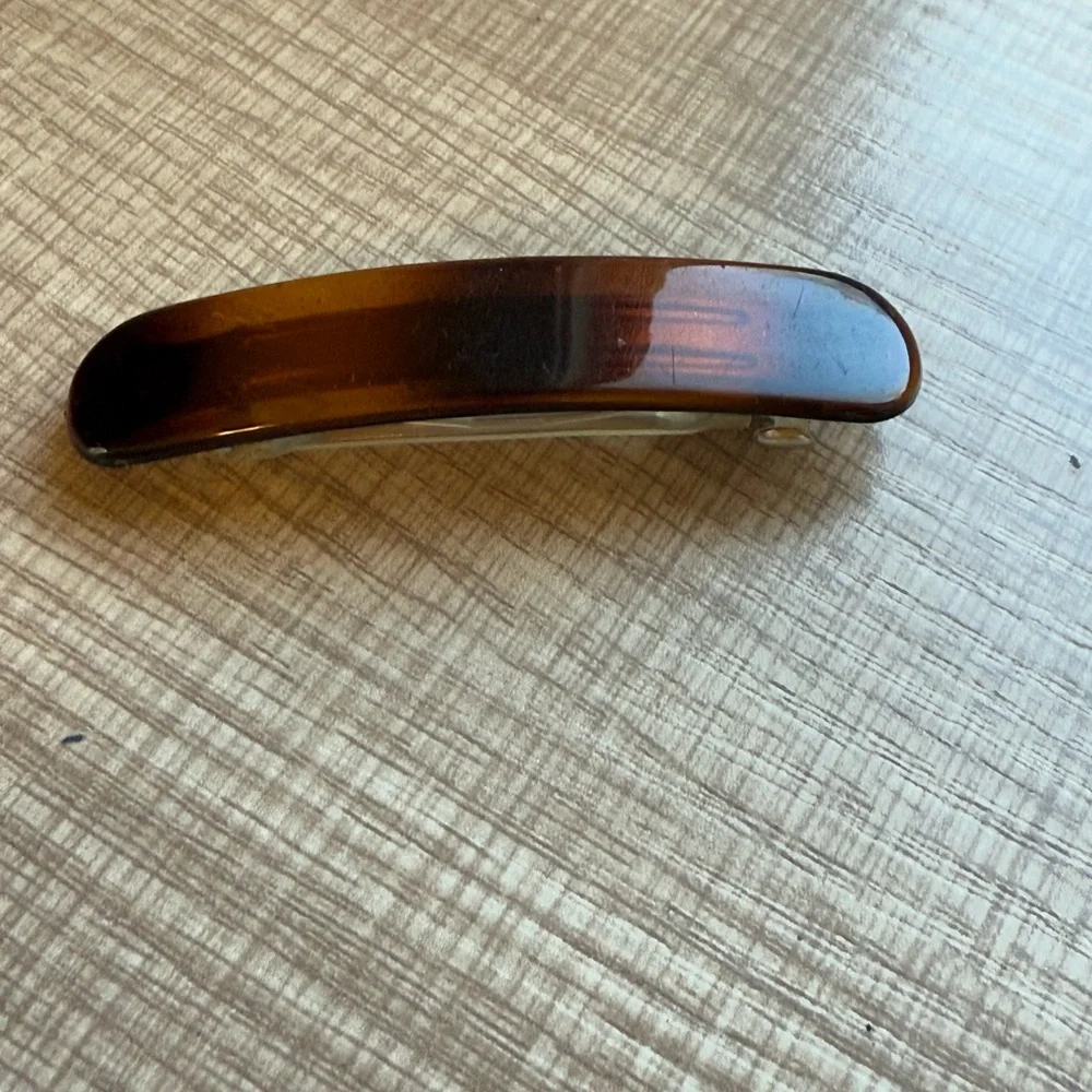 Elegant Brown Tortoiseshell Hair Barrette